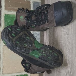 The North Face Snowfuse mid sz 7